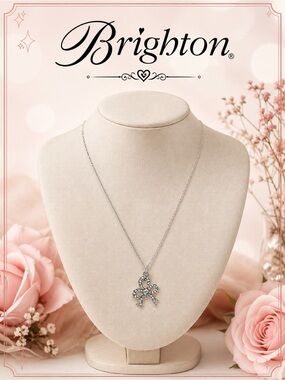 New Brighton Bow Necklace with Pouch